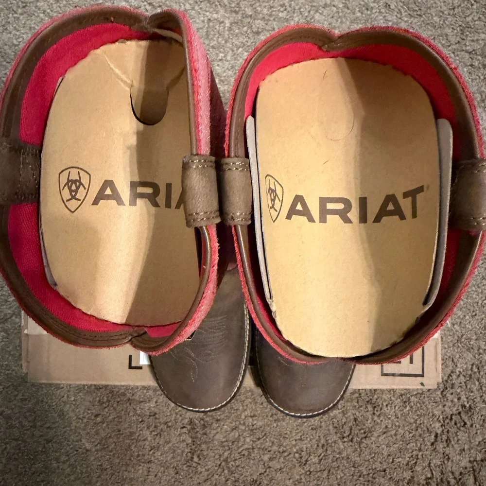 Ariat Fatbaby Boots in Brown and Pink - Picture 2 of 7